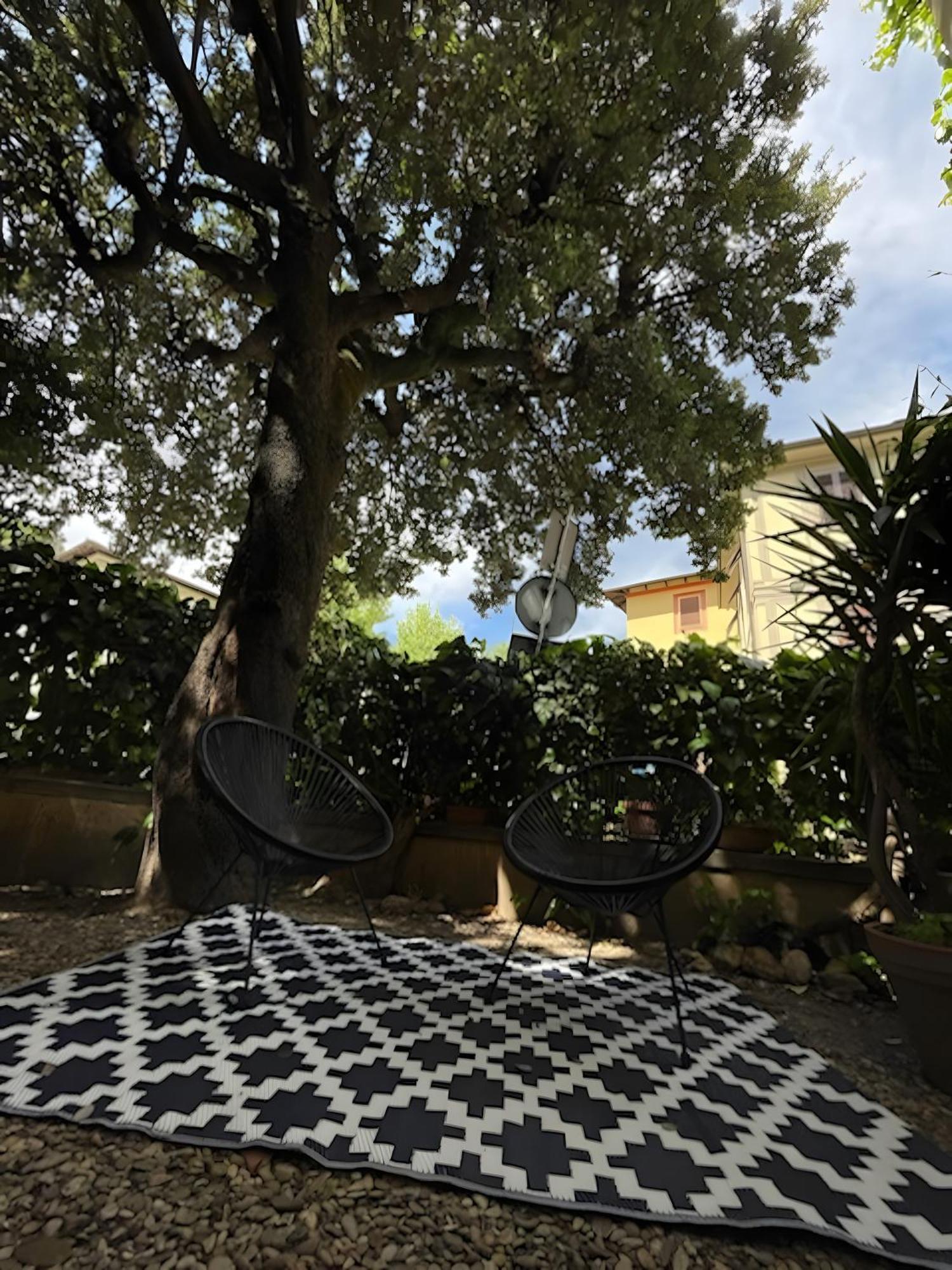 Relax In San Frediano Con Giardino Apartment Florenţa Exterior foto
